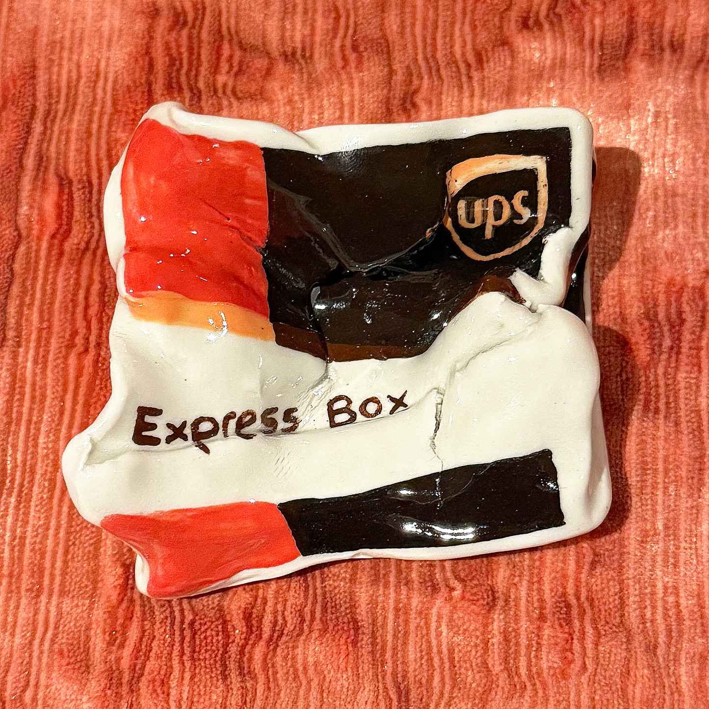 Crushed UPS Ceramic Piece