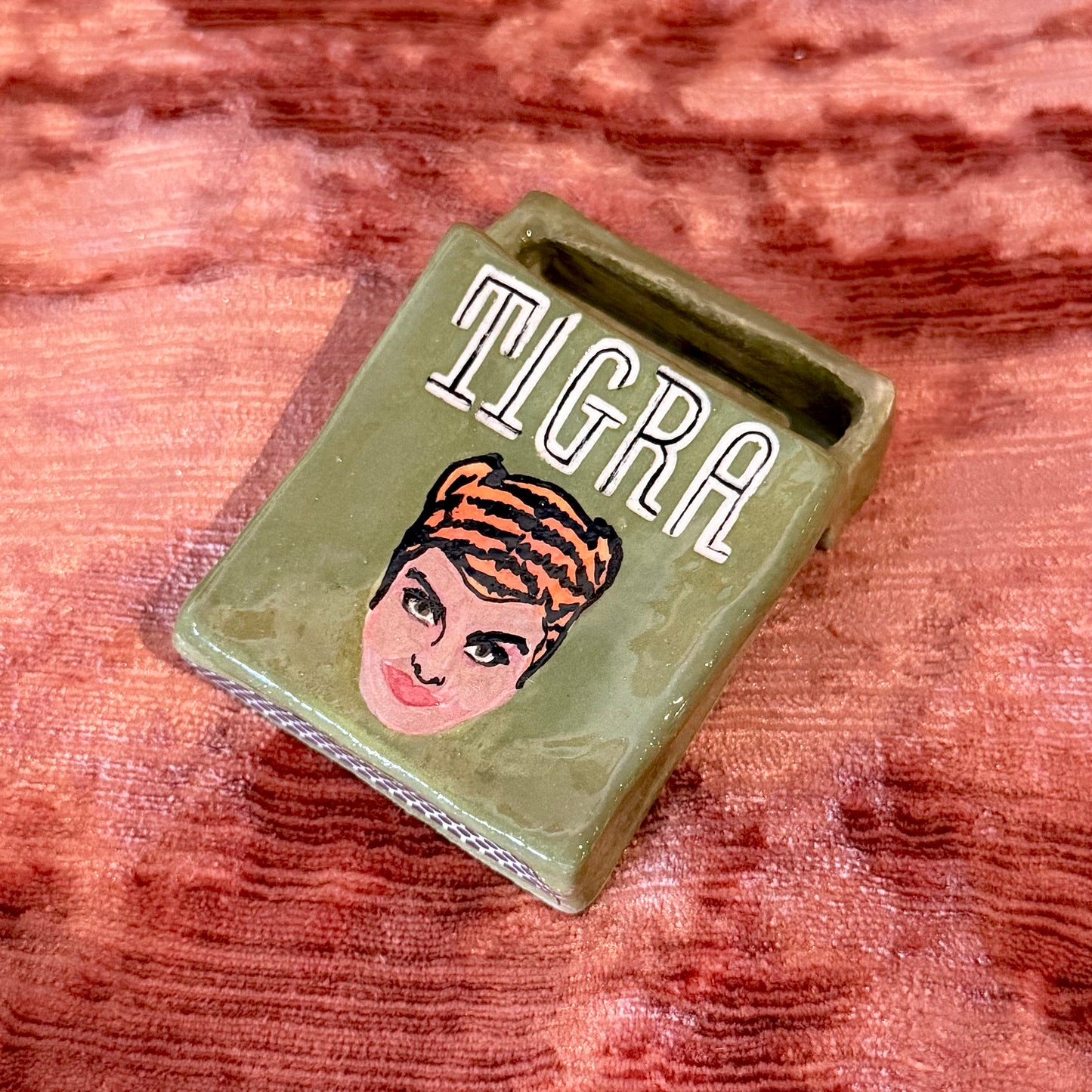 Tigra Match Striker Box