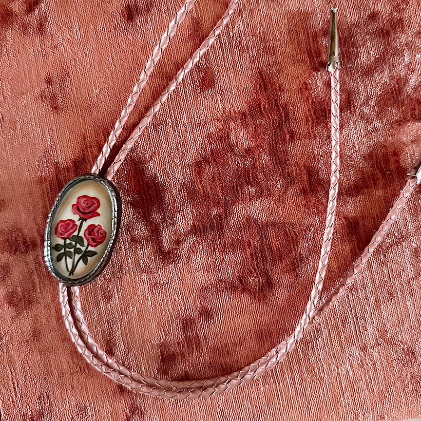 Chrome Lustre Cameo Bolo Tie