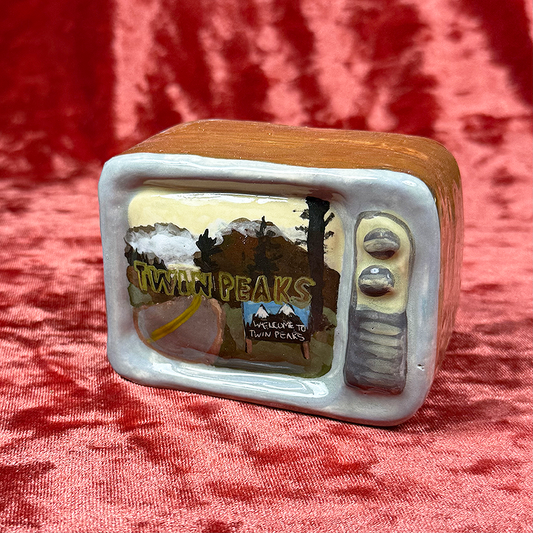 Ceramic Twin Peaks TV Incense Holder - PREORDER